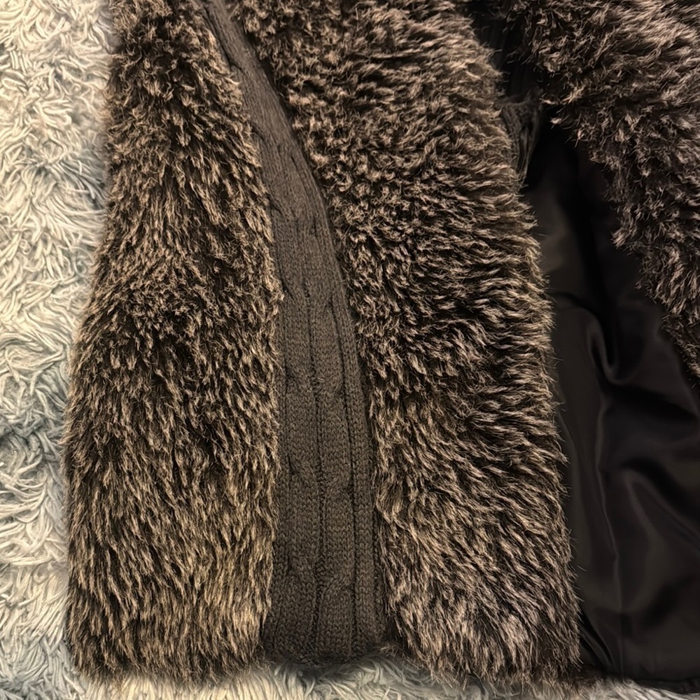 XOXO Brown and Gray Cozy Vest with Fluffy Texture - Picture 5 of 10